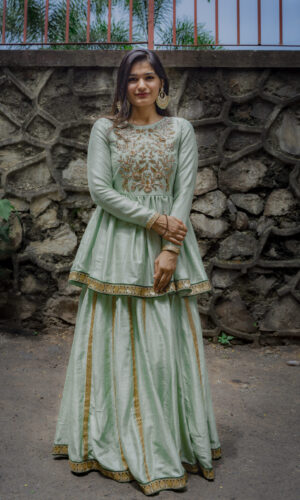 Belevia Lehenga  -  Narayani Adukia