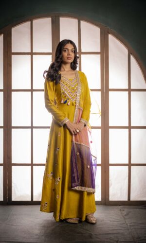 English Green Anarkaly With Pearl Embroidered Details  -  Narayani Adukia 24