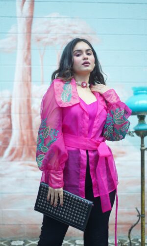 Ovesized Top  -  Narayani Adukia 14