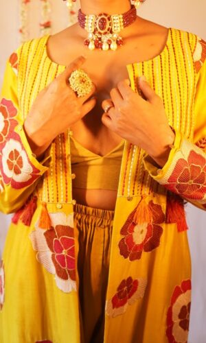 Amara Sherwani  -  Narayani Adukia 18